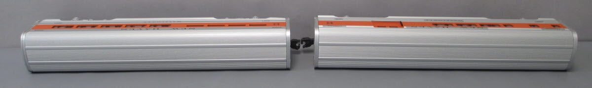 Williams 43012 New Haven 60 Ft. Streamline Passenger Cars (Set of 2)