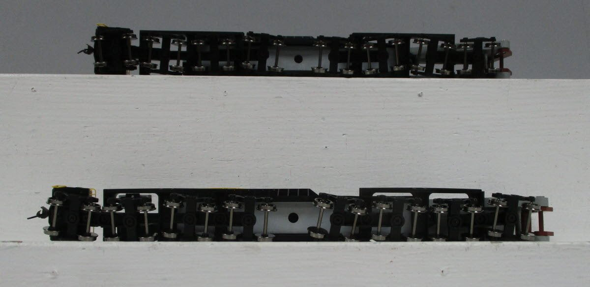 Bachmann 80502 HO Spectrum Undcrtd 380-Ton Schnabel w/ Transformer Freight Car