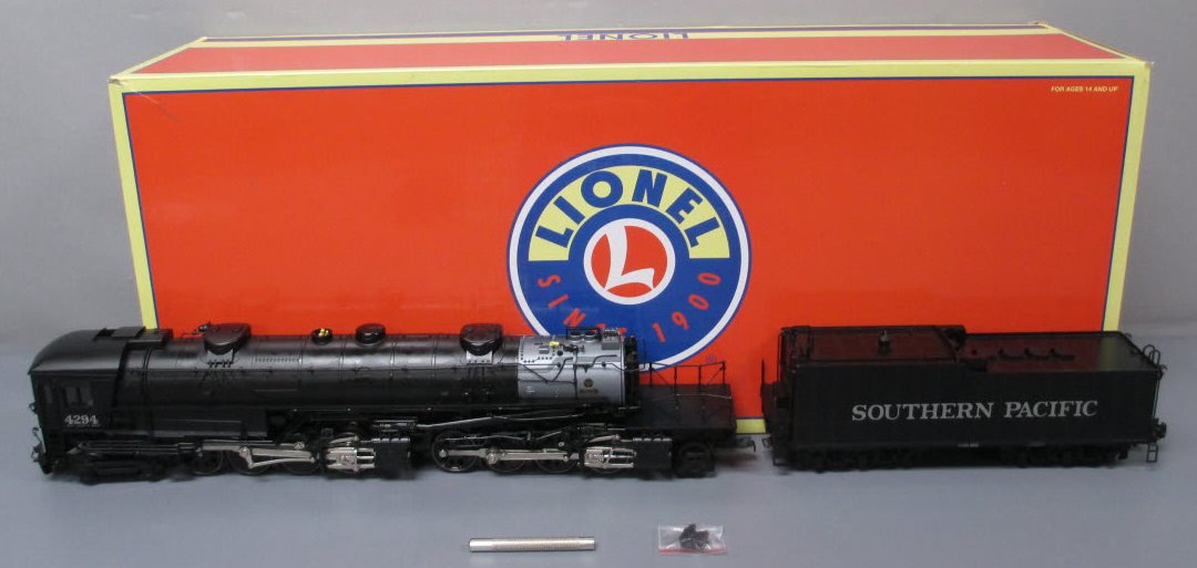 Lionel 2231191 O Gauge SP AC-12 2-8-8-2 Cab Forward Steam Locomotive #4294
