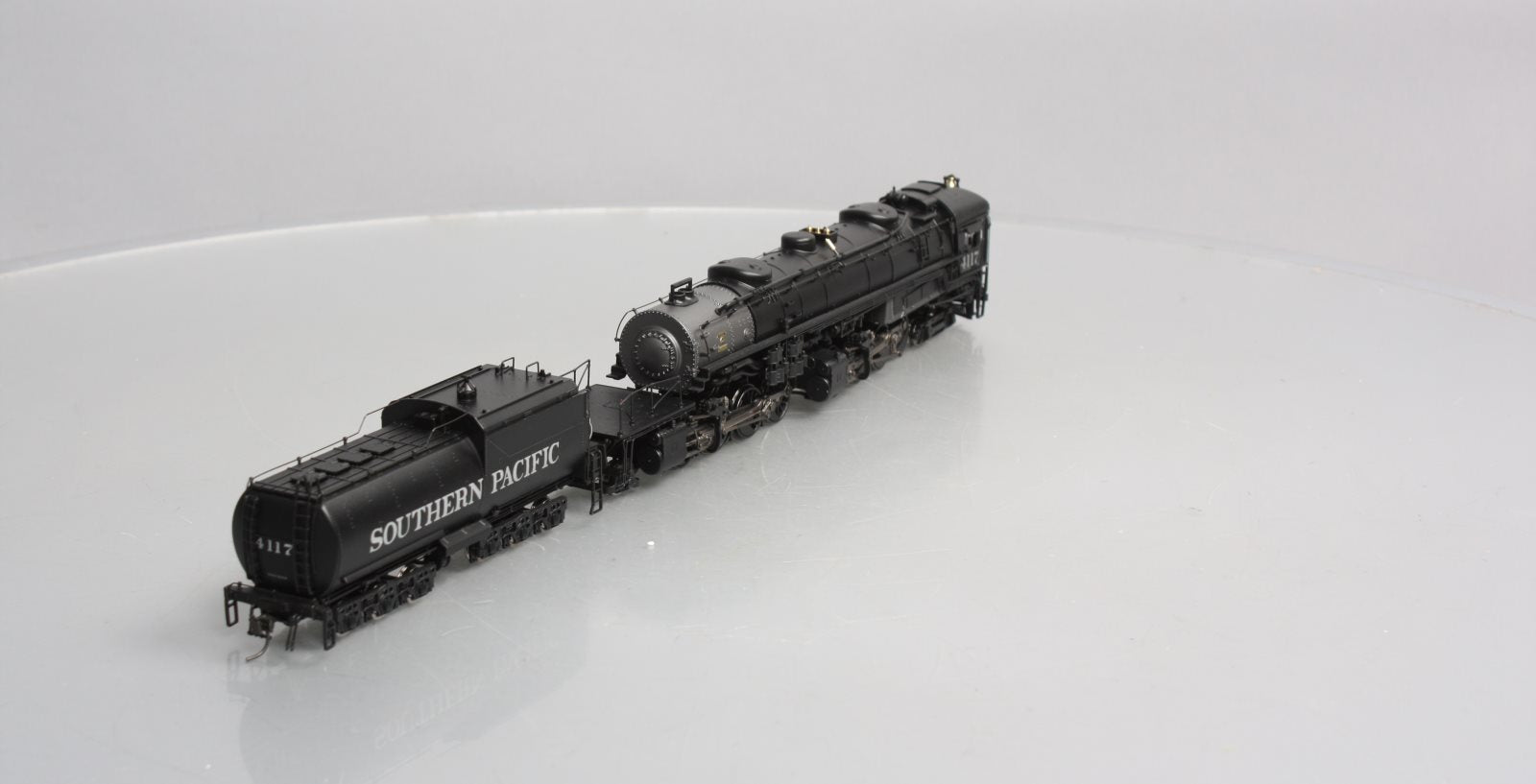 Broadway Limited 2677 HO Southern Pacific Baldwin 4-8-8-2 AC5 Cab Forward #4117