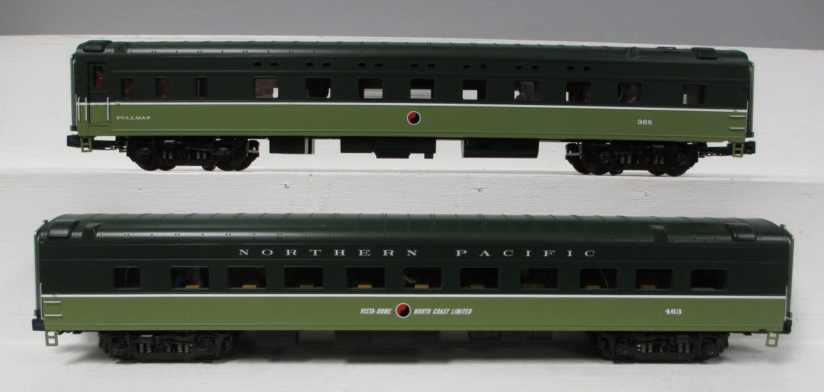 MTH 20-66114 O NP 70' Streamlined Sleeper/Diner Passenger Car Set (Set of 2)