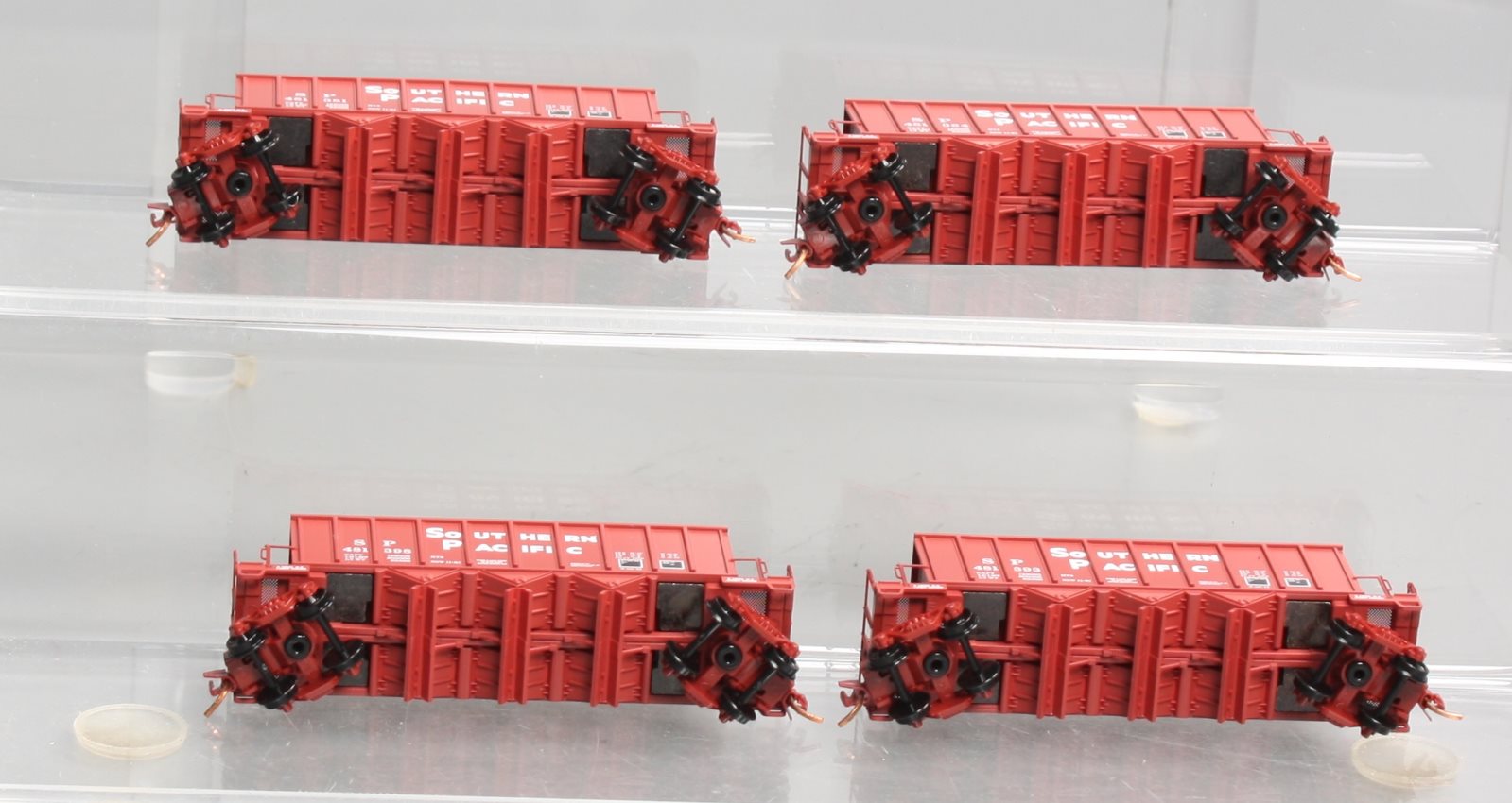 Micro-Trains 99300138 N Southern Pacific Ortner Hopper Runner Pack (Set of 4)