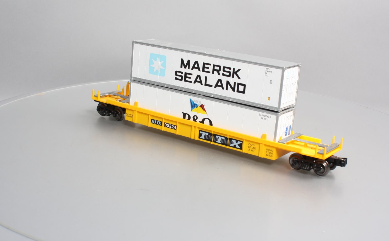 Menards O TTX Flat car w/ Containers #05224 - Custom EX