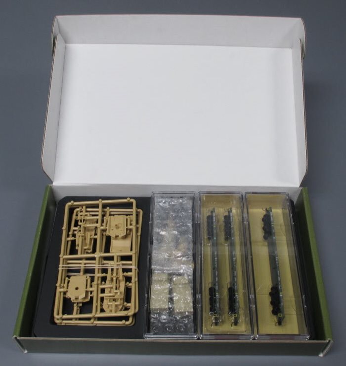 Micro-Trains 99301812 N DODX 68' Straight Side Flatcar (Set of 3)