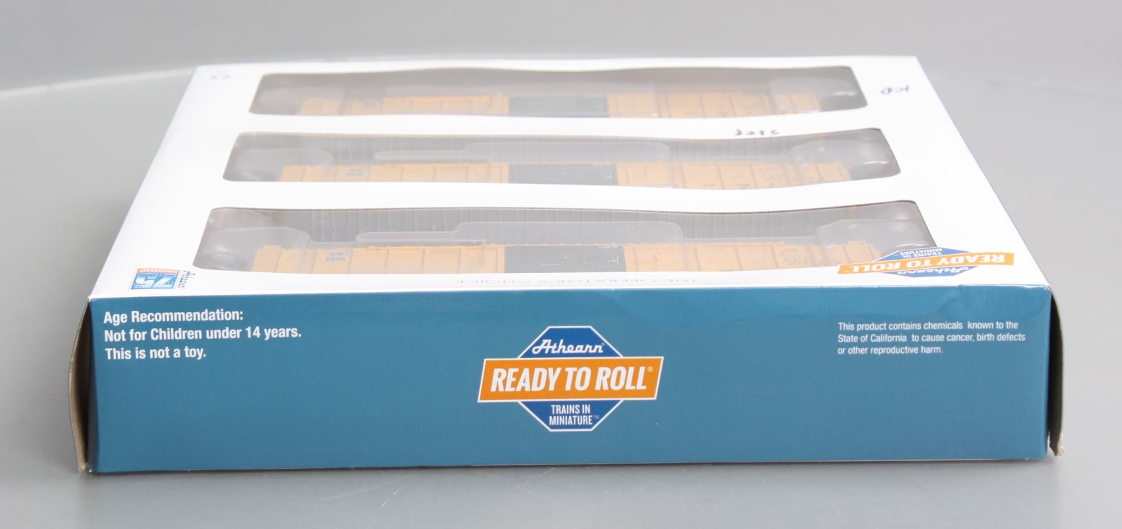 Athearn 71007 HO RailBox/Late 50' FMC Ex-Post Combo Door Boxcar (Set of 3)
