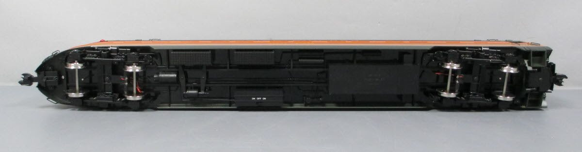 USA Trains R31060 GN "Empire Builder" Aluminum Observation Car Lighted