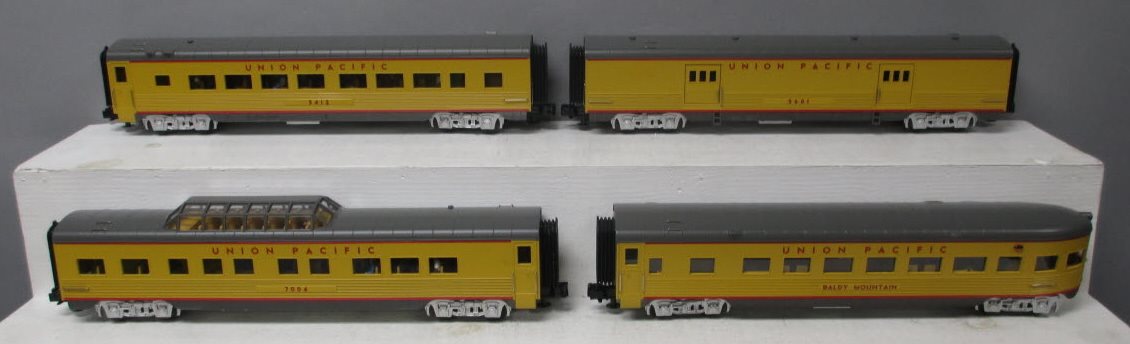 MTH 30-67438 O Union Pacific 60’ Streamlined ABS Passenger Set (Set of 4)