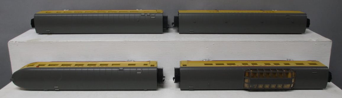 MTH 30-67438 O Union Pacific 60’ Streamlined ABS Passenger Set (Set of 4)