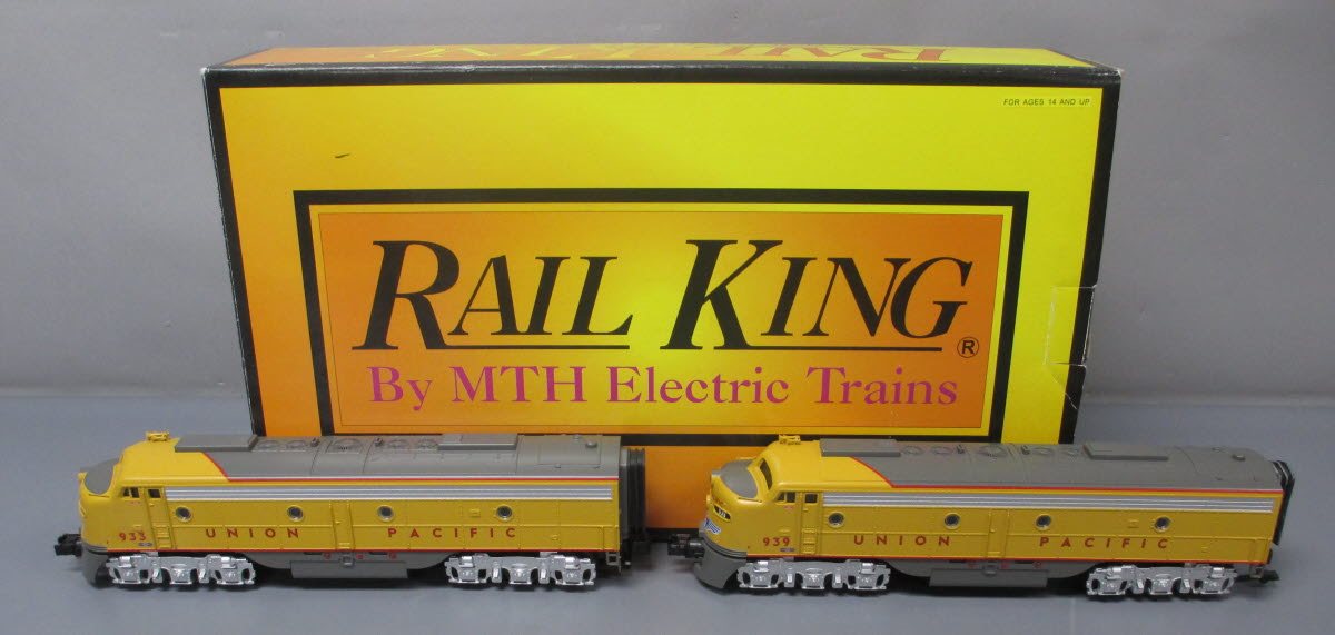 MTH 30-2912-1 Union Pacific E-8 AA Diesel Engine Set w/PS 2.0 #933/939