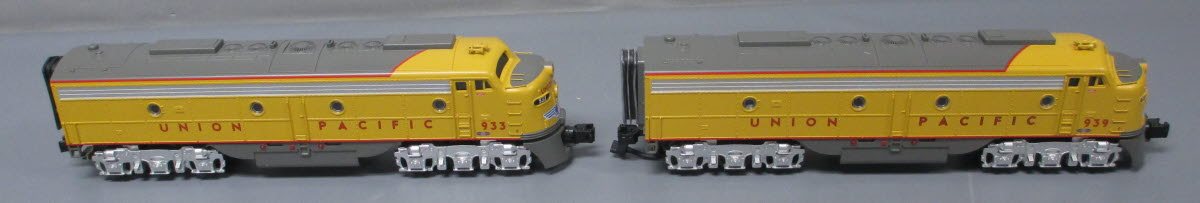 MTH 30-2912-1 Union Pacific E-8 AA Diesel Engine Set w/PS 2.0 #933/939