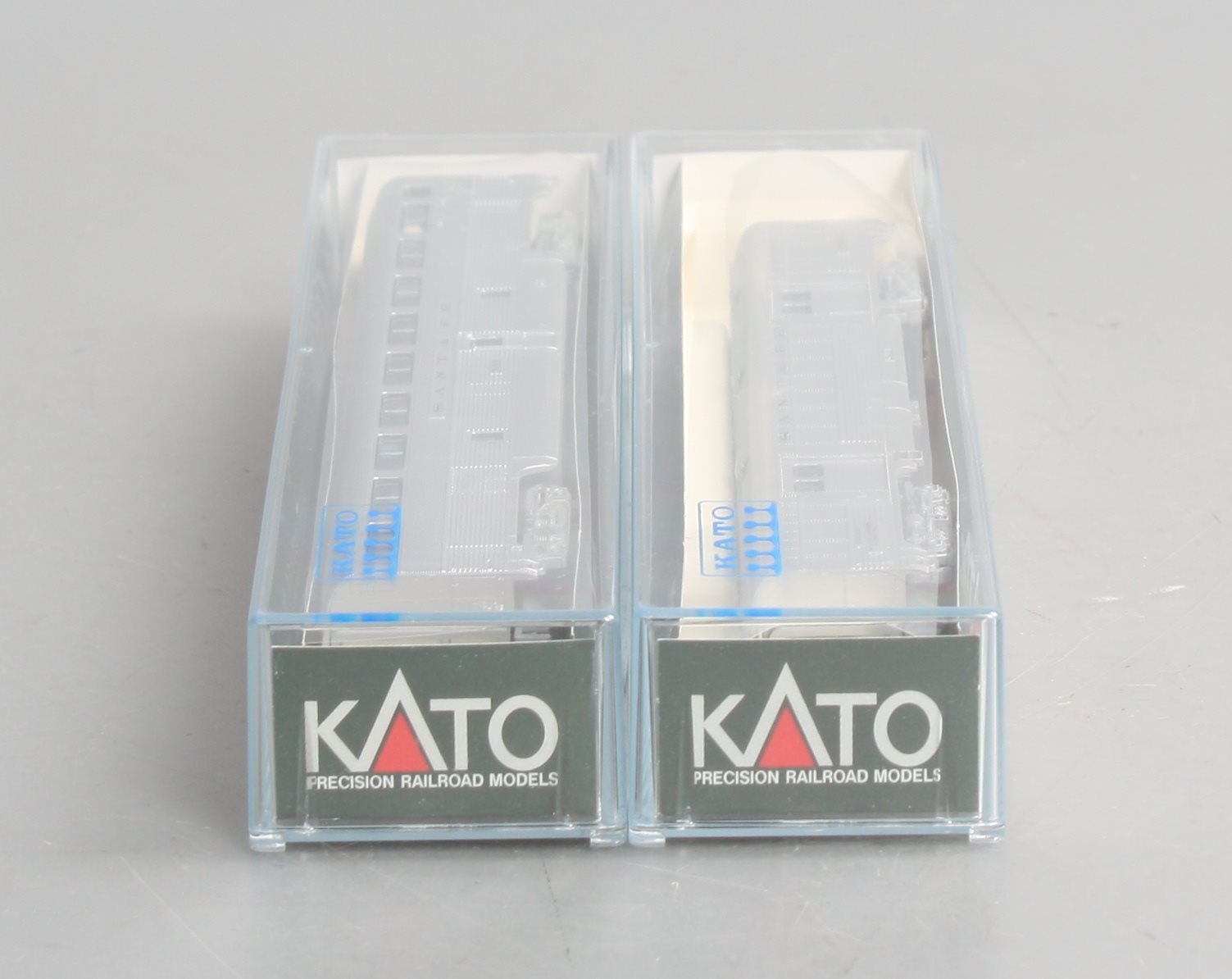 Kato 106-7116 N Santa Fe 'El Capitan' 2-Car Add-On Set