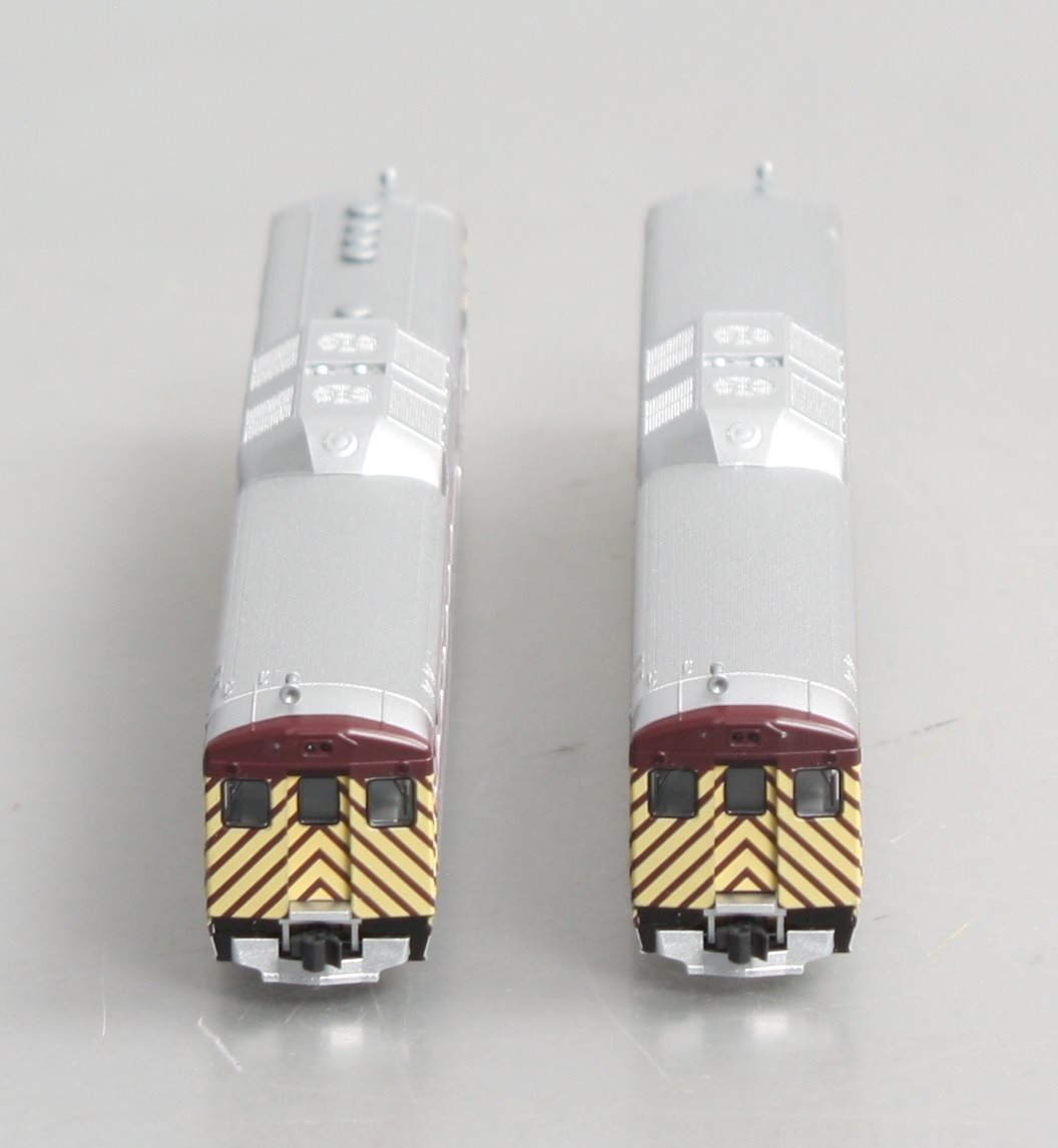 Kato 106-3001 N Scale CP RDC/RDC1 Diesel Set #9056/#9023 - Set A