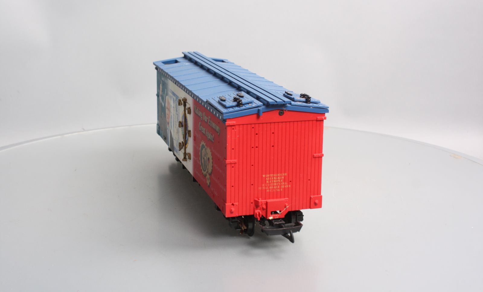 USA Trains R16031 G Making Our Economy Great Again Presidential Boxcar