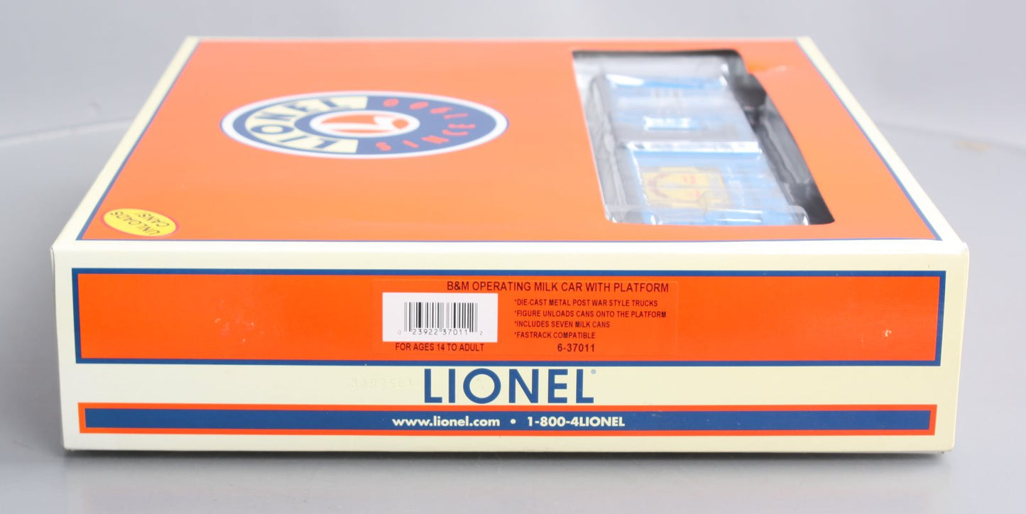 Lionel 6-37011 O Gauge B&M Milk Car with Platform