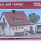 Pola 11527 HO House and Garage Building Kit