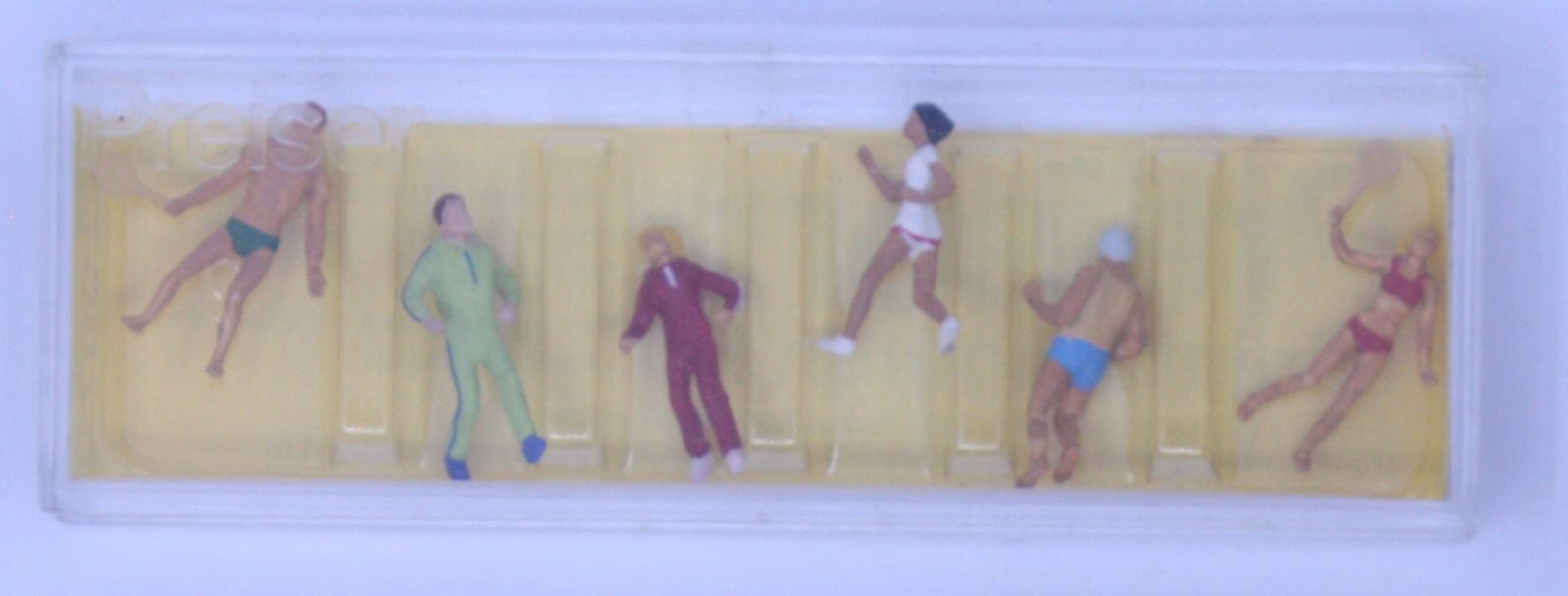 Preiser 0076 1/90 Jogger and Badmiten Figures (Set of 6)