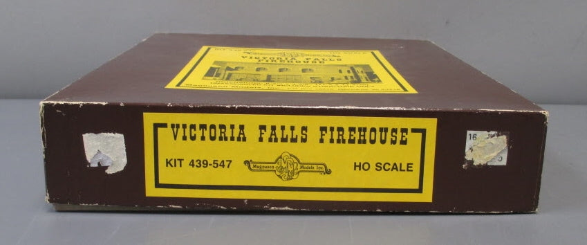 Magnuson Models 439-547 HO Scale Victoria Falls Firehouse Building Kit