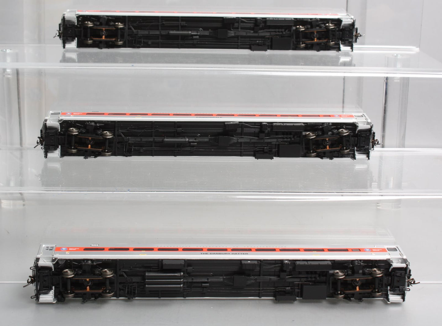 Rapido Trains 128505 HO Comet Commuter Car Set: #6260, #6266, #6203