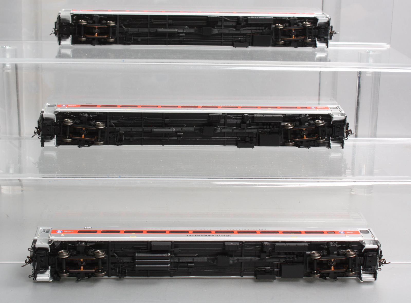 Rapido Trains 128505 HO Comet Commuter Car Set: #6260, #6266, #6203