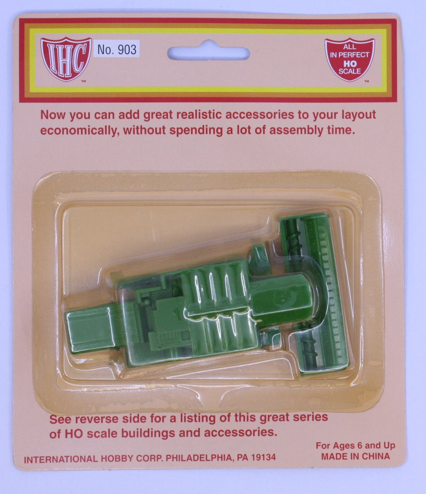 IHC 903 HO Scale Green Harvest Farm Equipment Truck