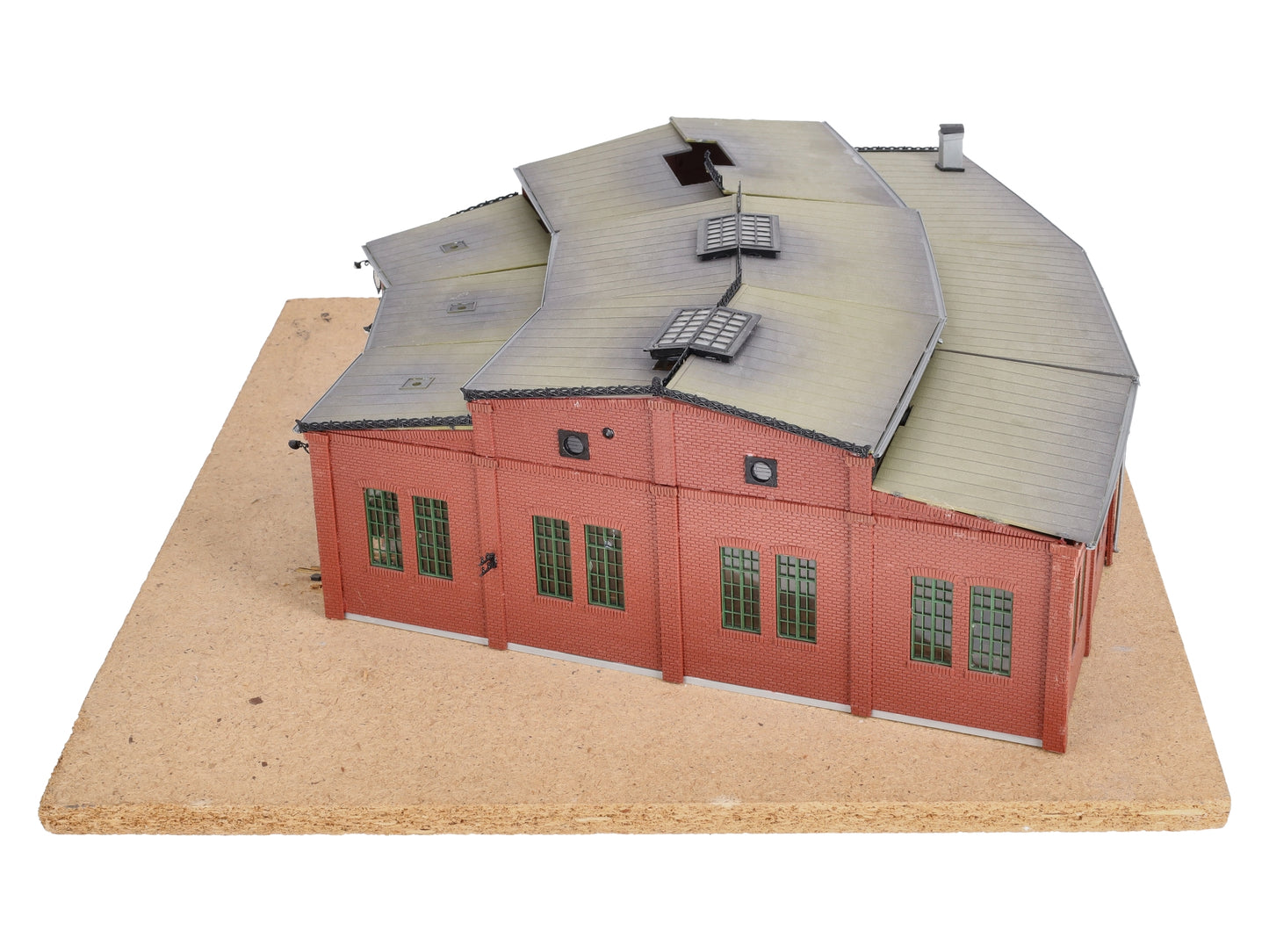 Vollmer 5754 Three-Stall Roundhouse Plastic Kit- Assembled