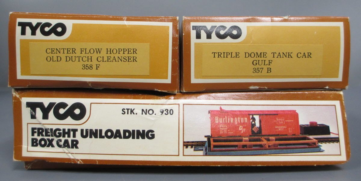 Tyco 358F/2350/930/357B HO Assorted Freight Cars [4] EX