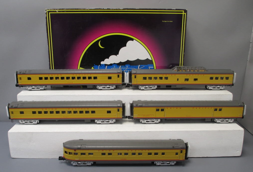MTH 20-65116 O Union Pacific 70' Smooth Sided Passenger Car Set (Set of 5)