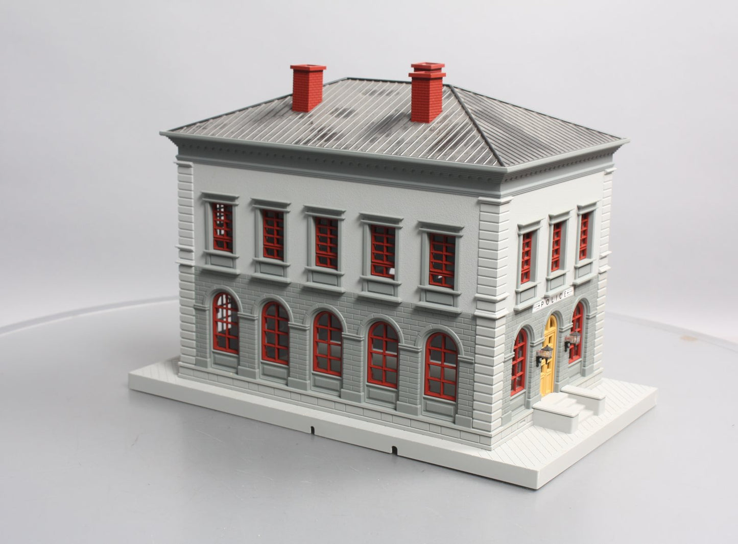 MTH 30-9099 Gray & Maroon Police Station Assembled Building