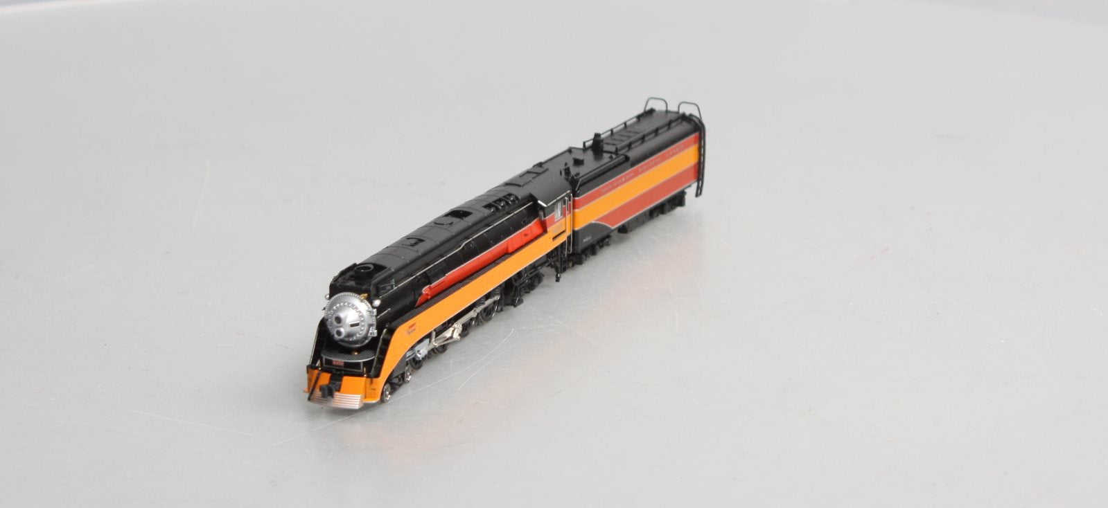 Kato 126-0306 N Southern Pacific Lines 4-8-4 GS-4 Steam Locomotive #4450