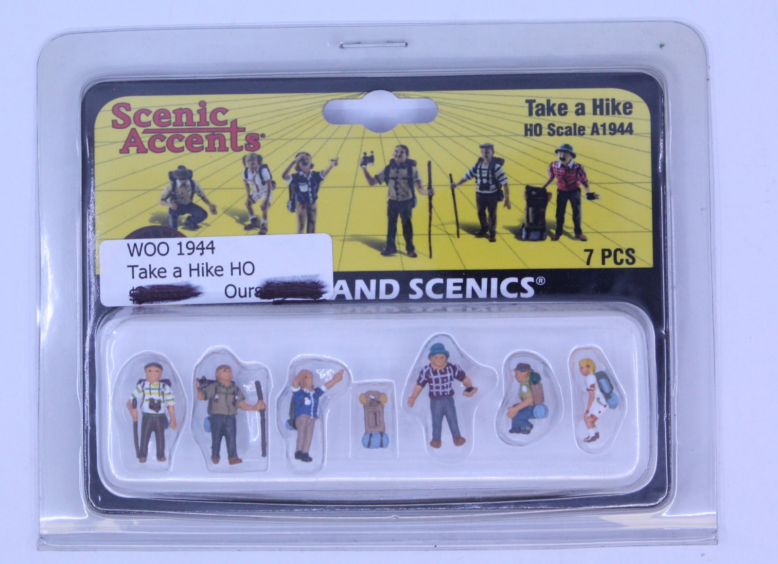 Woodland Scenics A1944 HO Scenic Accents Take a Hike Figures (Set of 7)