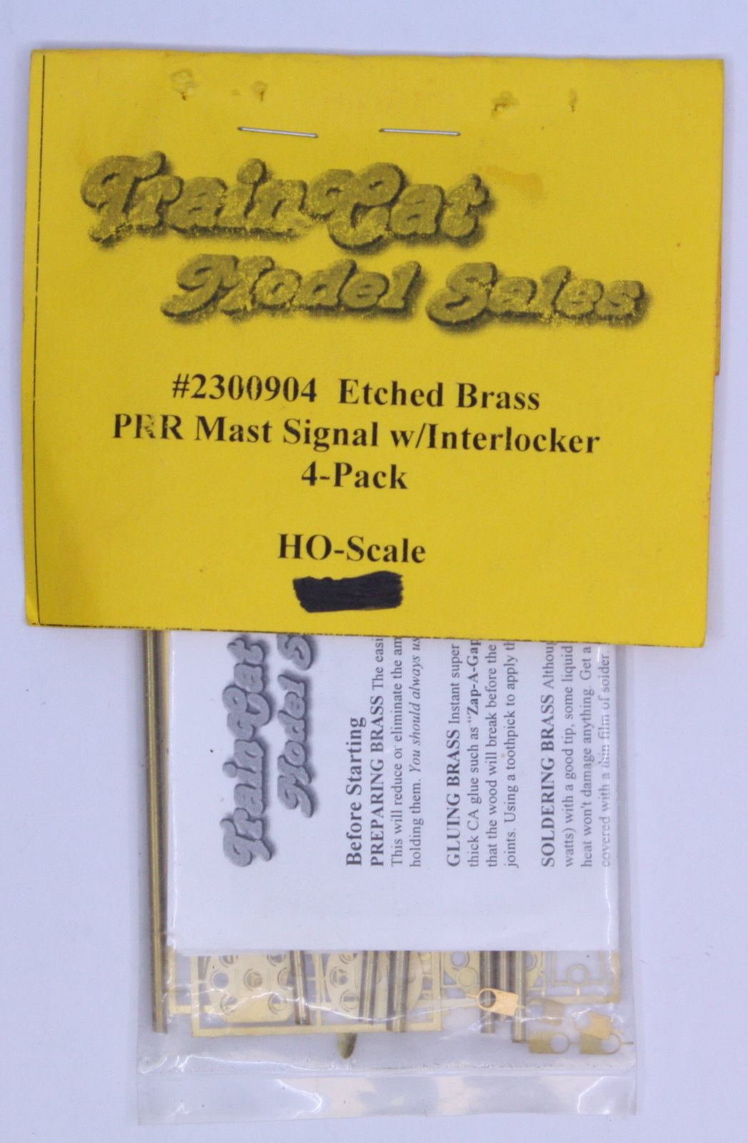 Train Cat 2300904 HO Etched PRR Mast Signal with Interlocker (Pack of 4)