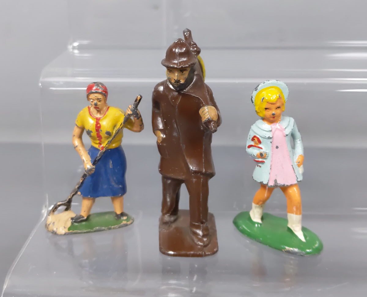 Britain's, Barclay & Other Vintage Lead Figures [20] VG