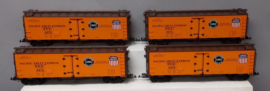 USA Trains R16506D G PFE SP & UP 40 ft. Refrigerator Cars Set #4 (Set of 4)