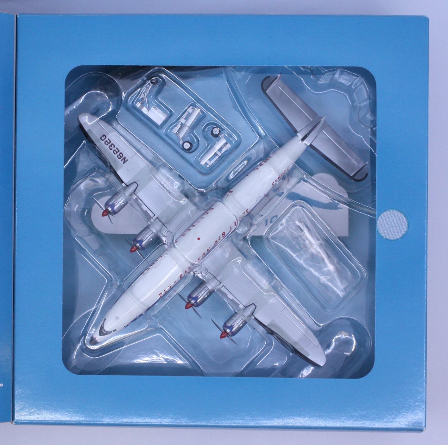 Hobby Master HL9011 Lockheed L-1049G Super Constellation "N6232G