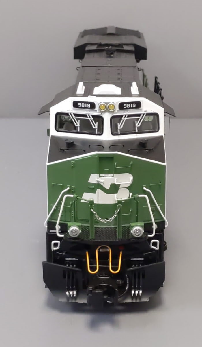 Lionel 2333439 O Gauge BN ES44AC Non-Powered Diesel #9819 w/Legacy & Superbass