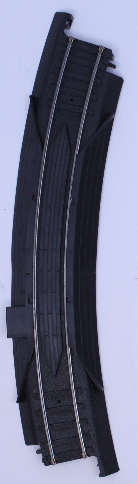 Bachmann 44429 HO Black Roadbed 18" Radius E-Z Curved Track Terminal Rerailer