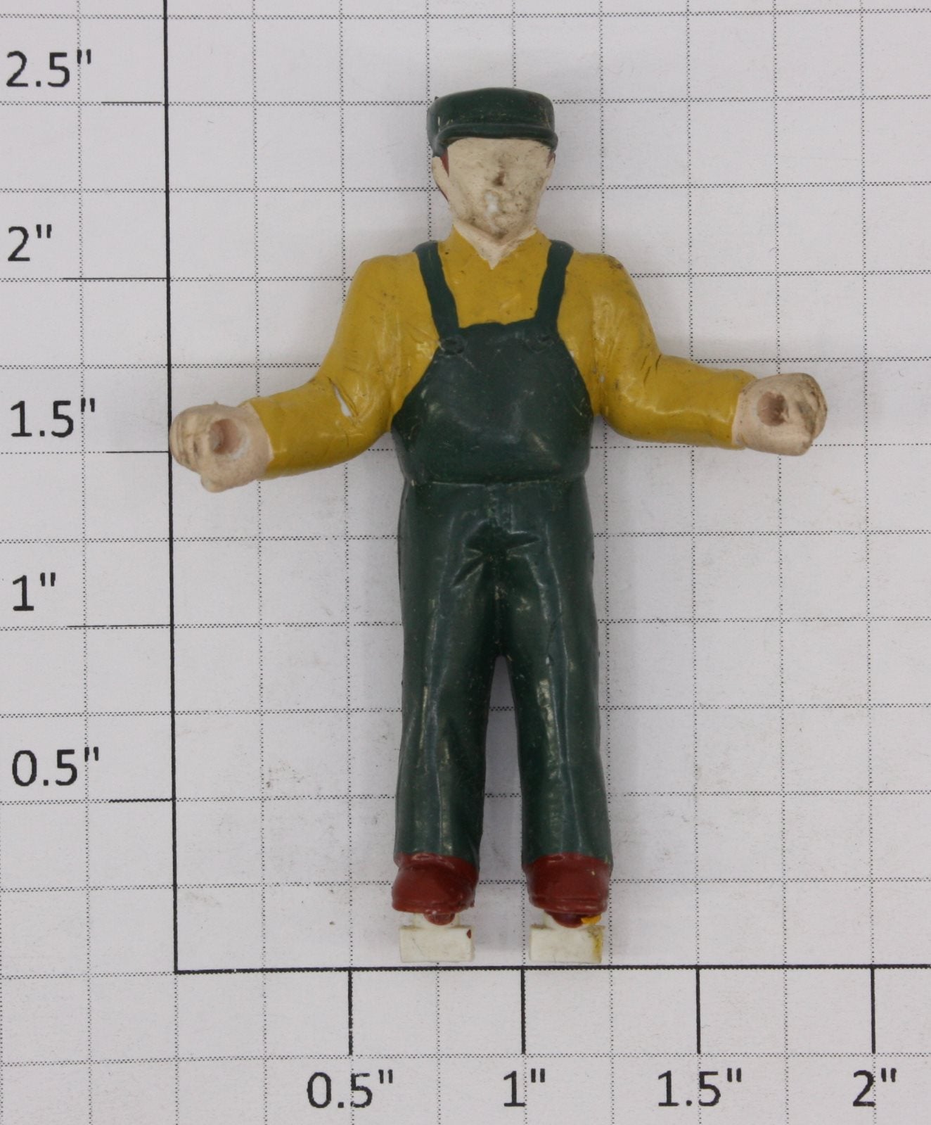 K-Line K2625-FWO Handcar Figure with Green Hat, Overalls, and Yellow Shirt