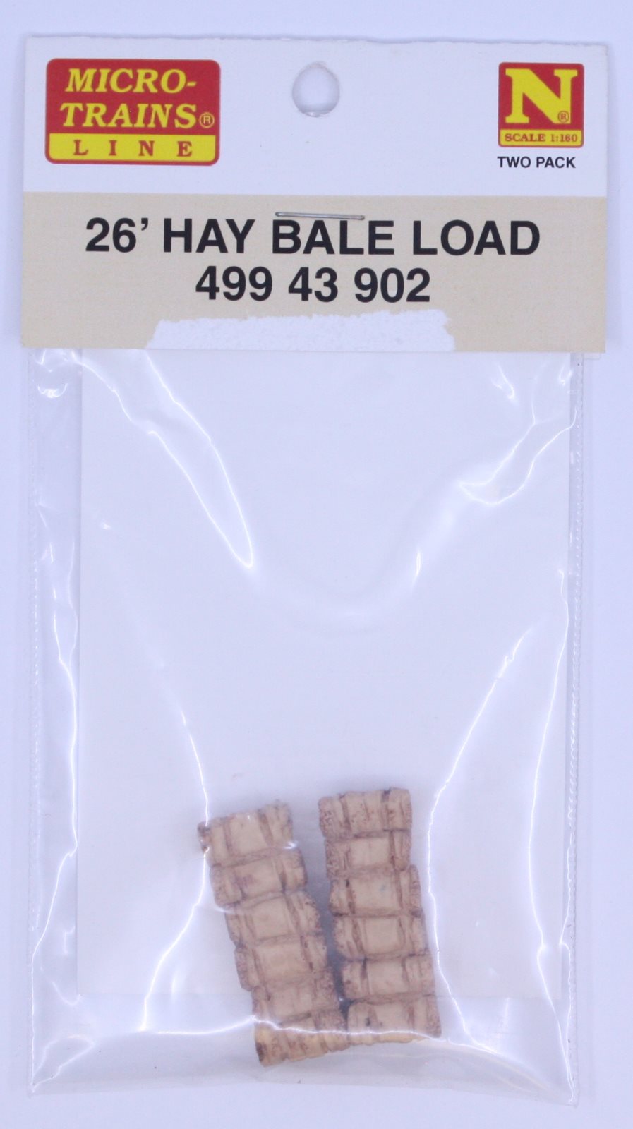 Micro-Trains 49943902 N Scale 26' Hay Bale Load