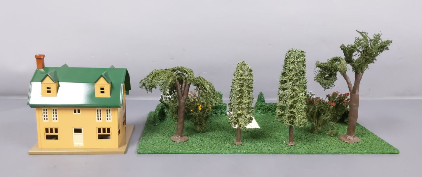 MTH 11-90075 O Suburban Home Plot w/ Villa Lt. Mustard & Med. Green #912 & #189