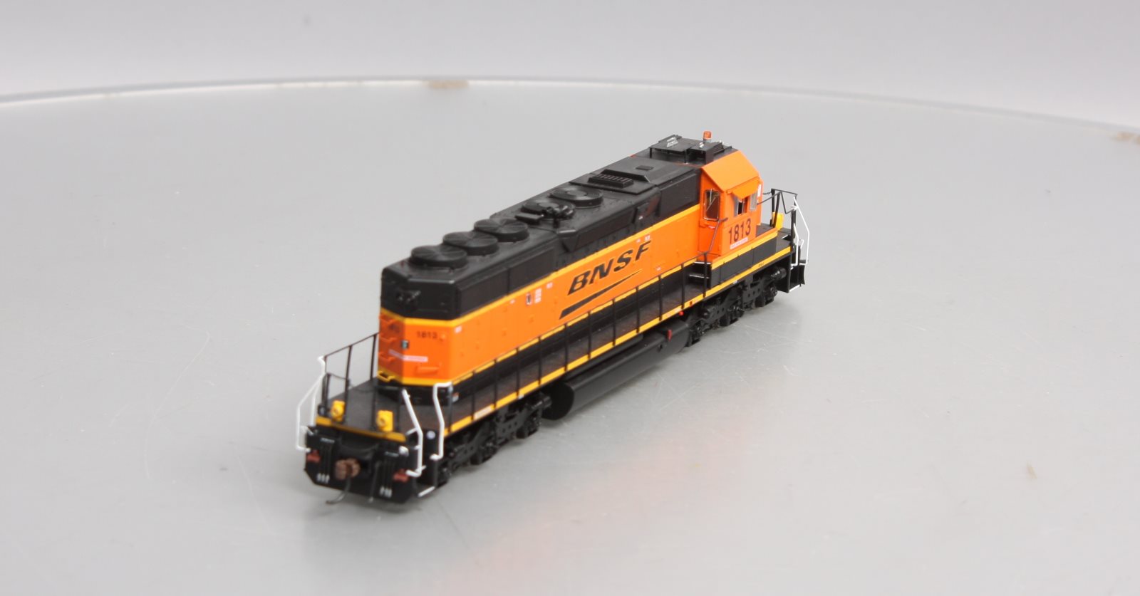 Athearn 71542 HO BNSF/Wedge RTR SD39-2 Diesel Locomotive #1813