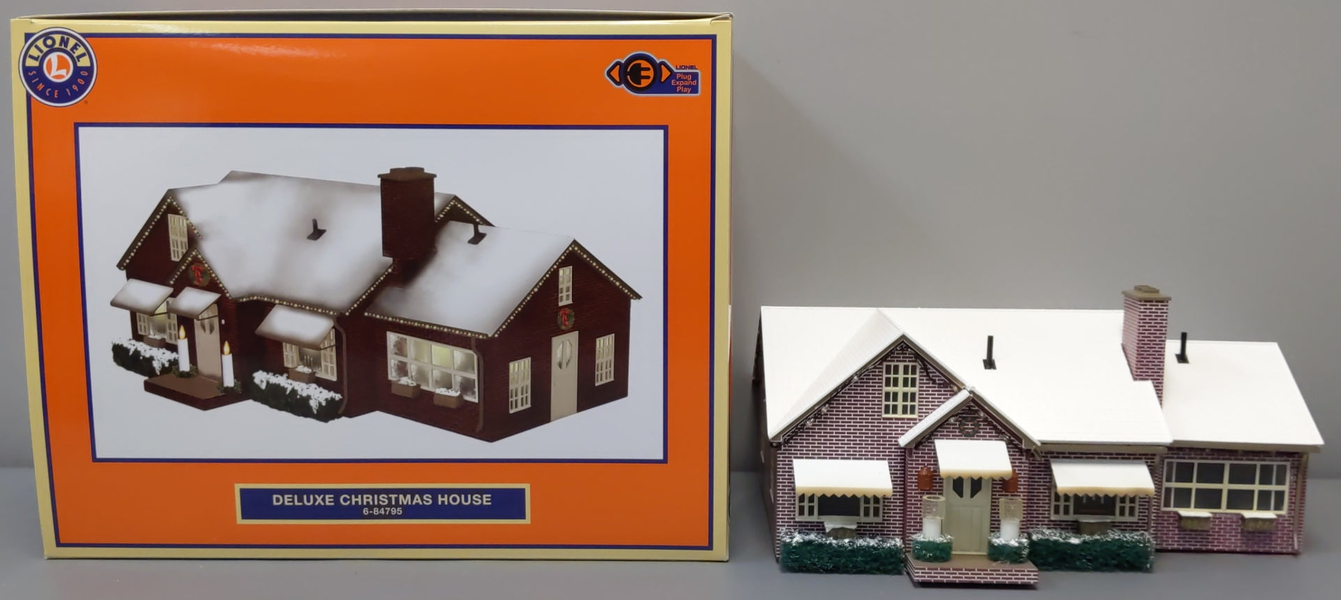 Lionel 6-84795 O Deluxe Christmas House Building