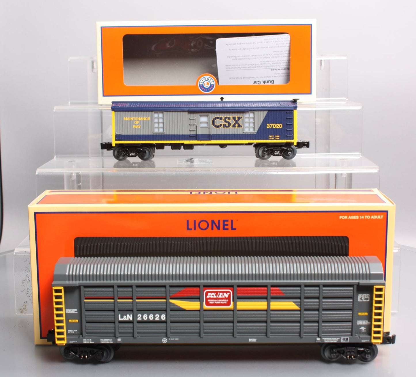 Lionel 6-30138 O-27 Chessie System Freight Cars Add-On (Set of 2)
