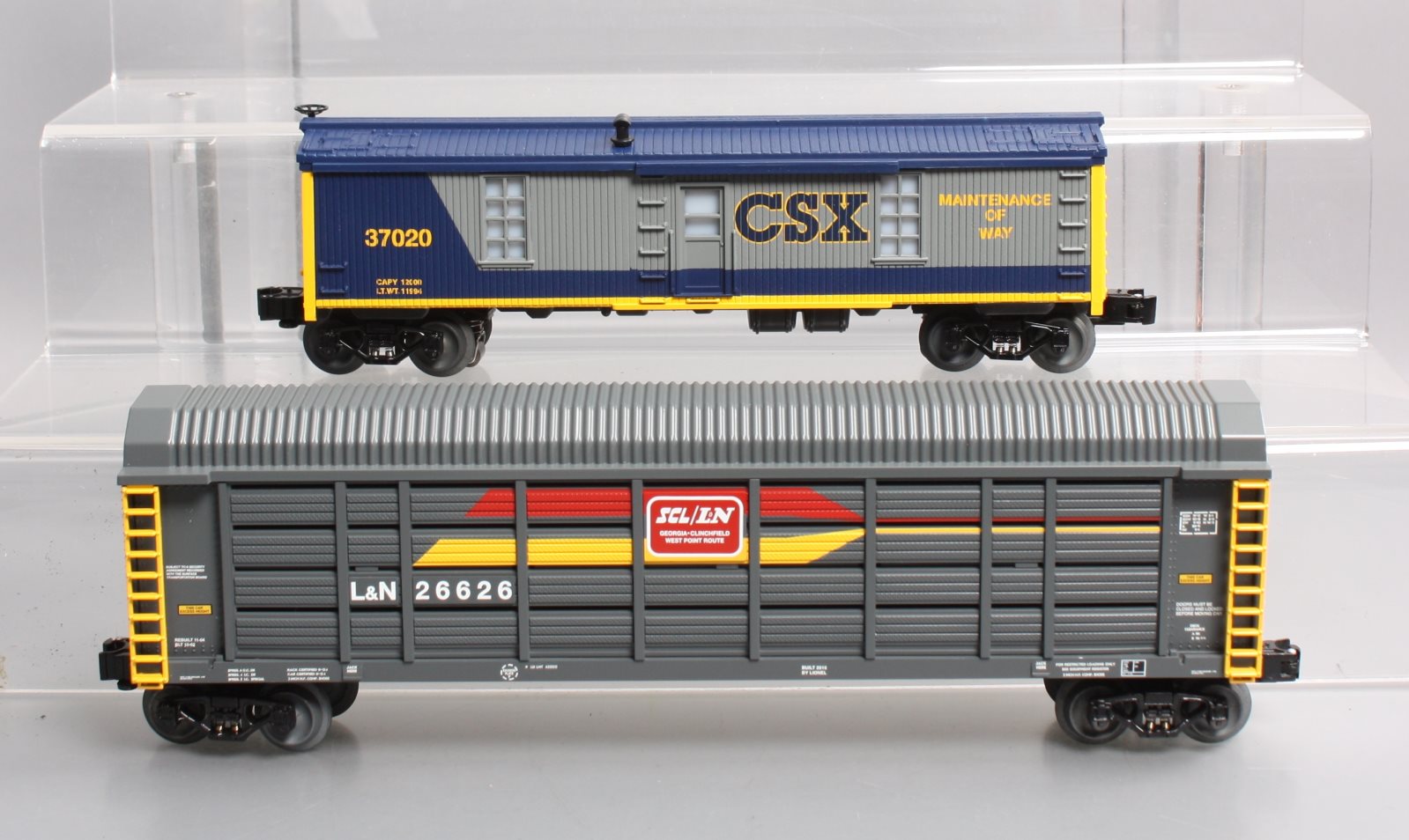 Lionel 6-30138 O-27 Chessie System Freight Cars Add-On (Set of 2)