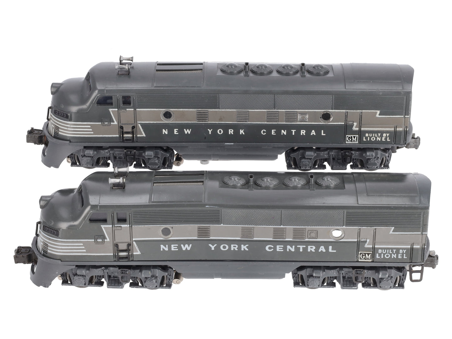 Lionel 2333 Vintage O New York Central F3 AA Diesel Locomotive Set VG