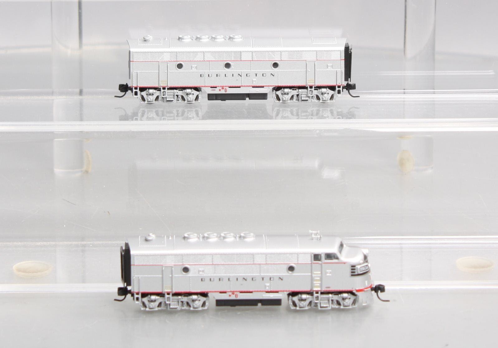 Broadway Limited 6832 N CB&Q EMD F3 A/B Diesel Locomotive Sound/DCC #9960A/9960B