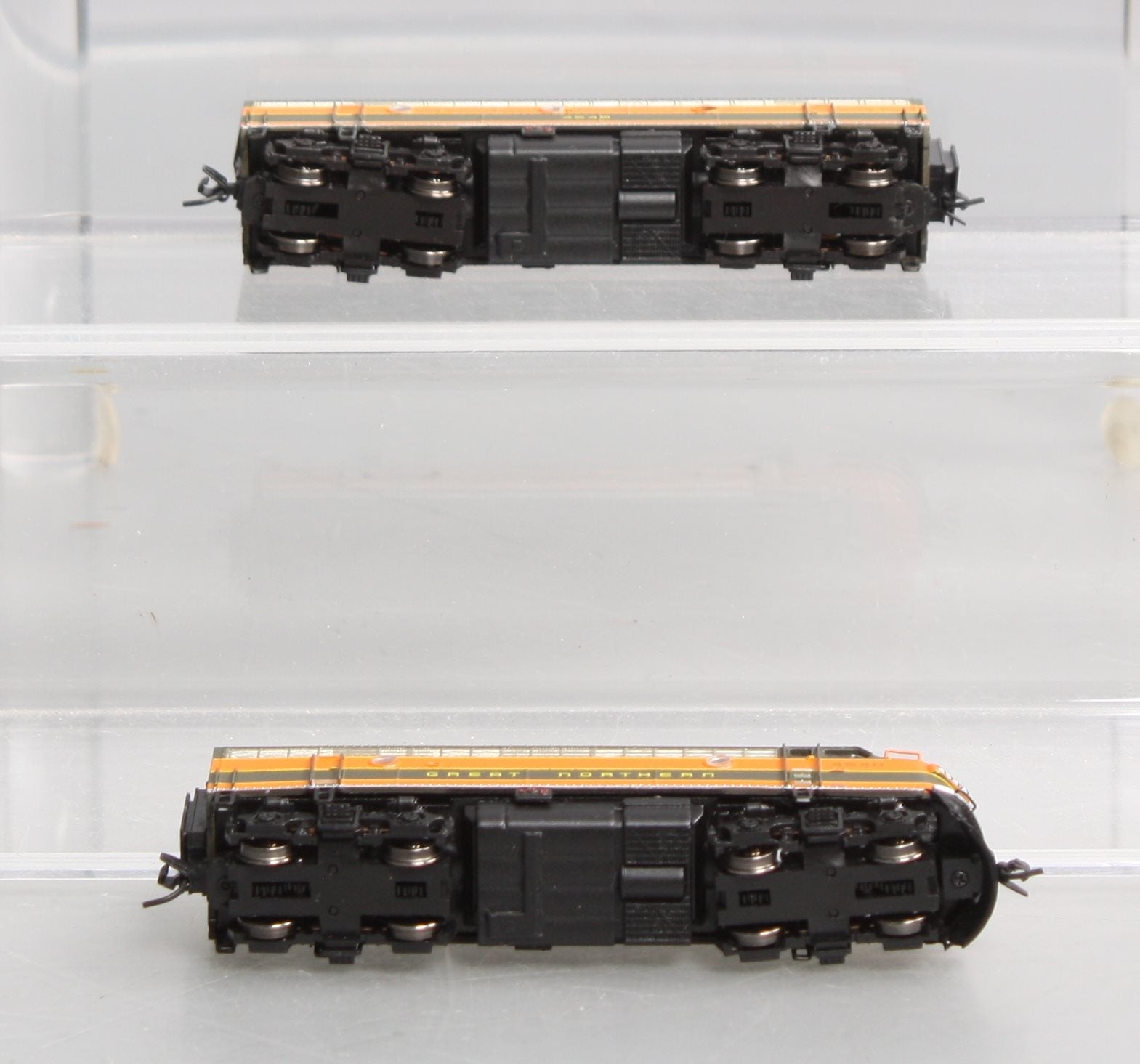 Broadway Limited 6863 N GN EMD F7 A/B Diesel Locomotive Sound/DC/DCC #454A/454B