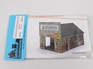 Banta Model Works 2125 HO Carpentry/Blacksmith Shop Building Kit