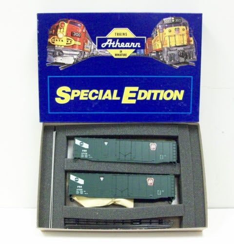 Athearn 2313 HO Scale Pennsylvania RR/GAEX 50' Plug Door Box Car Kits (Set of 2)
