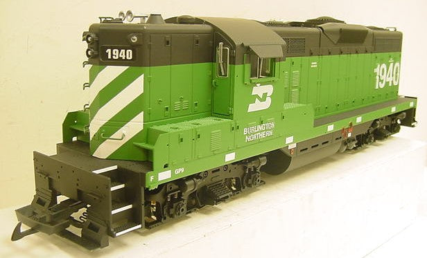 USA Trains R22113 G Burlington Northern EMD GP9 Diesel Locomotive #1942