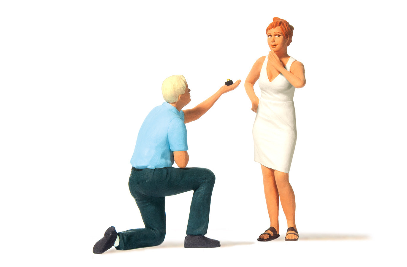 Preiser 44932 G Marriage Proposal Figures (Set of 2)